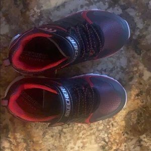 Toddler Boys light up shoes- BRAND NEW